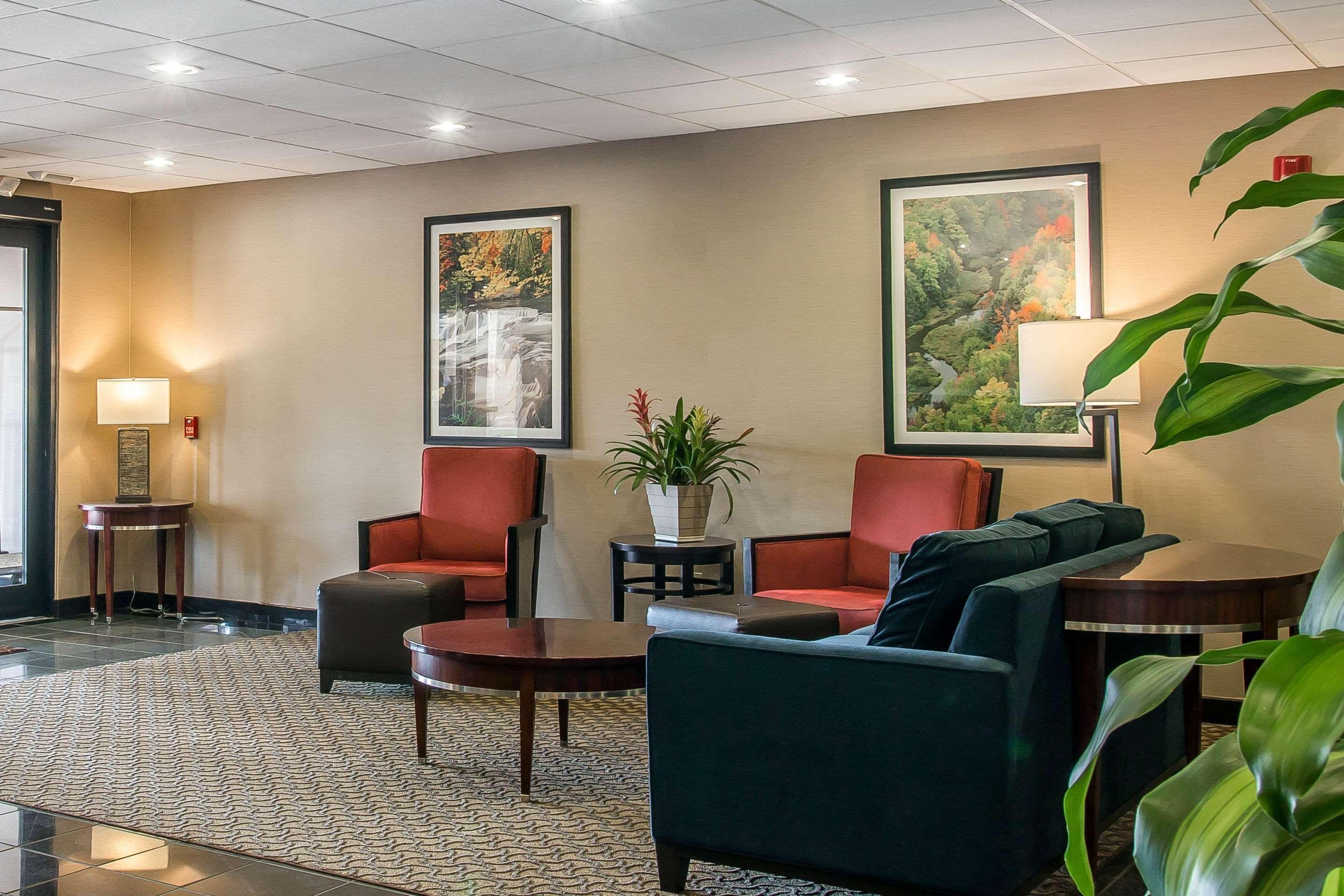 Comfort Suites Wixom Eksteriør billede