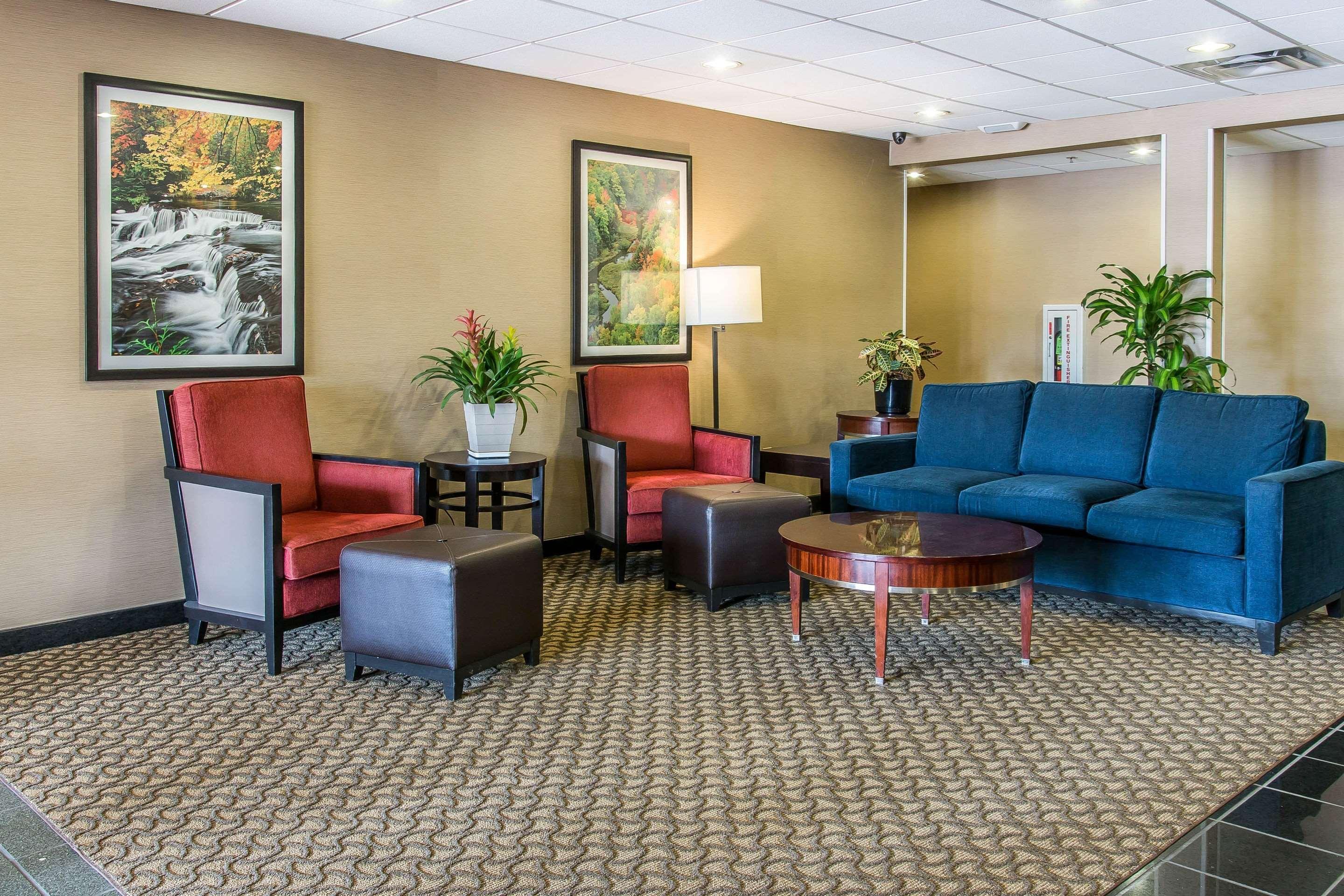 Comfort Suites Wixom Eksteriør billede