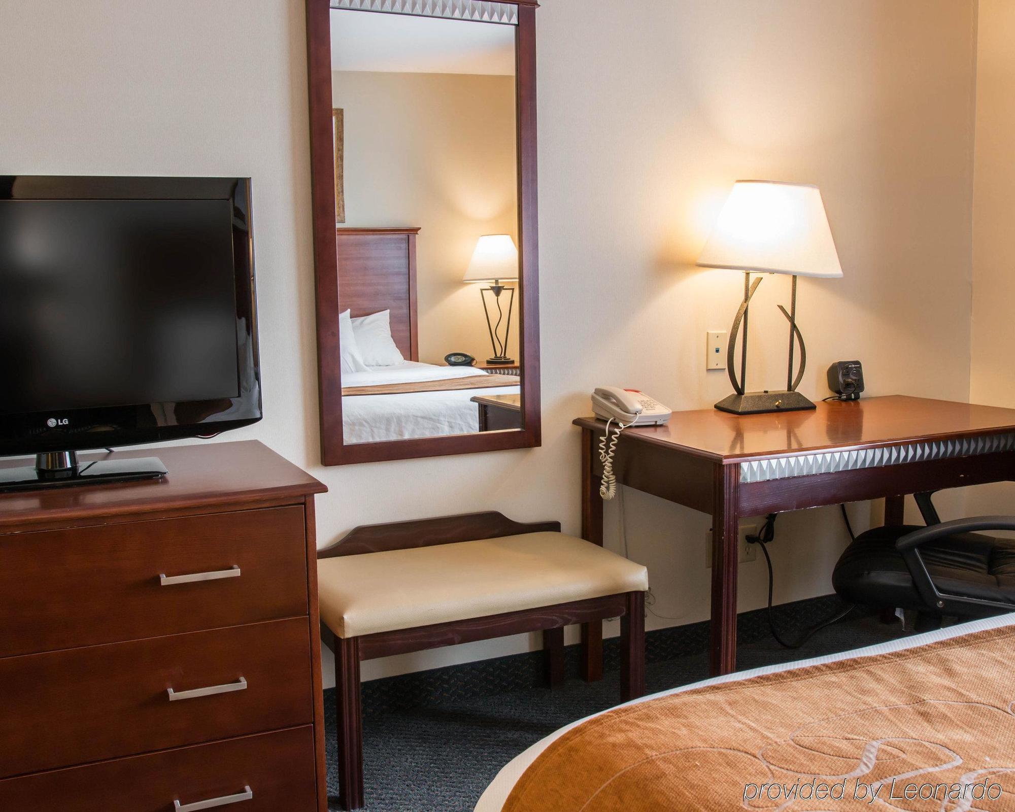 Comfort Suites Wixom Eksteriør billede