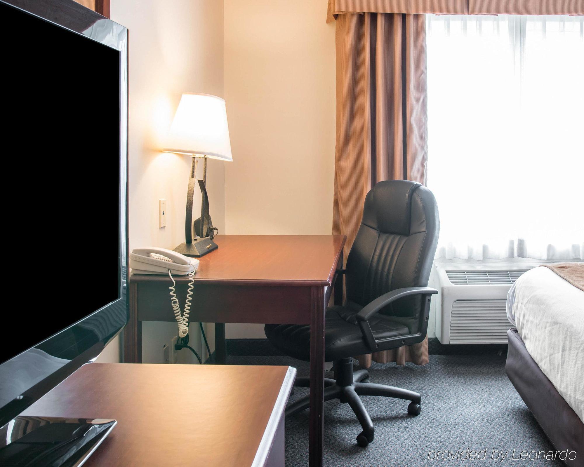 Comfort Suites Wixom Eksteriør billede