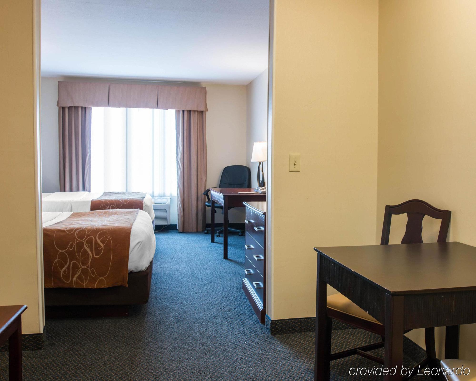 Comfort Suites Wixom Eksteriør billede