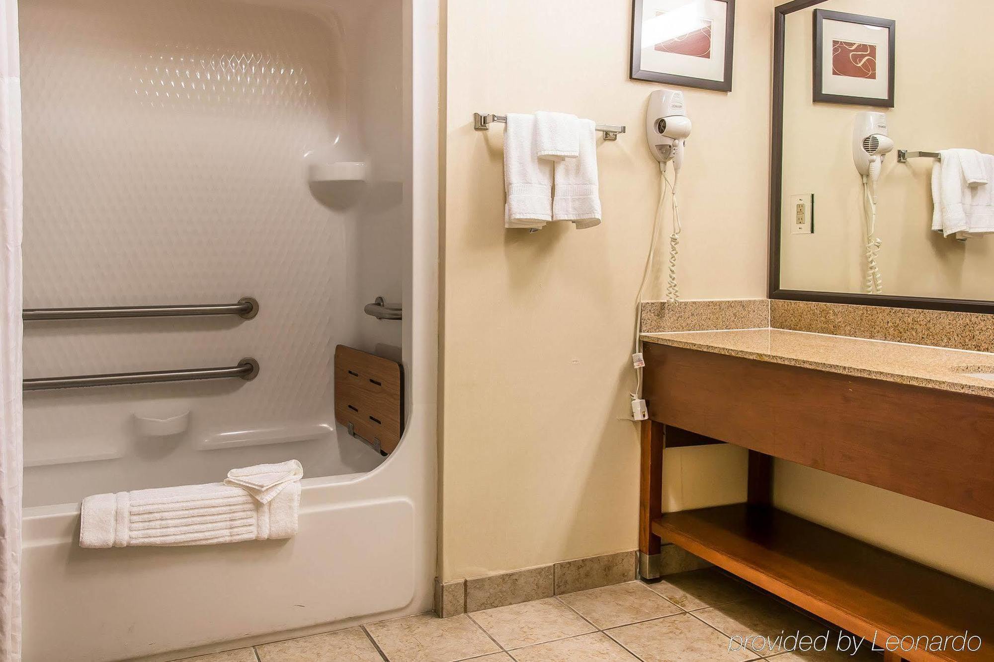 Comfort Suites Wixom Eksteriør billede